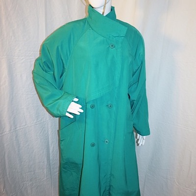 Vintage cyclone green trenchcoat w/ belt, size 3x