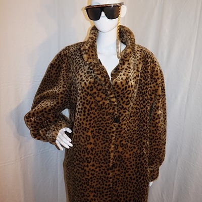 Vintage leopard coat, size 1x