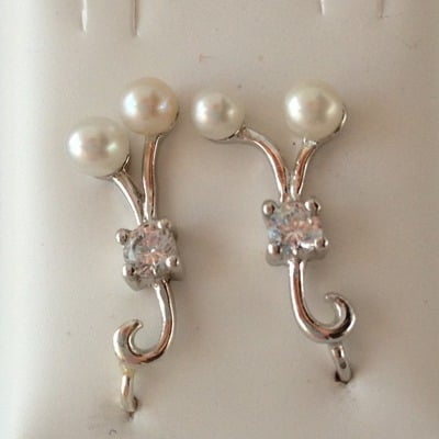 Freshwater pearls/cz