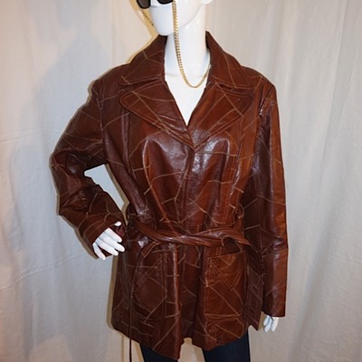 Vintage brown leather jacket w/ belt, xl