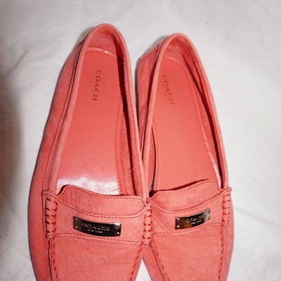 Vintage coach peach loafer (fredrica), size 9.5
