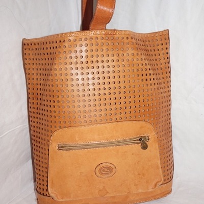 Vintage christian tan leather purse (made in italy)