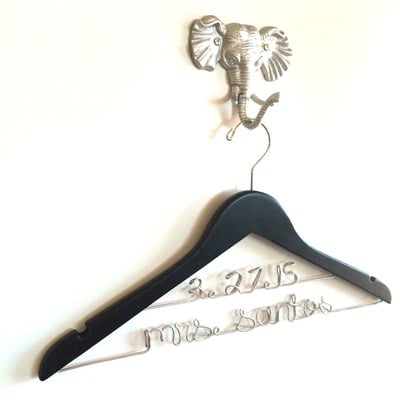 Black personalized 2 line hanger - Thumbnail 4