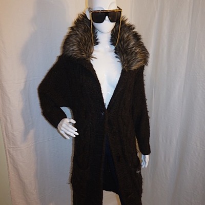 Vintage brown wooly long jacket w/ fur collar, size xl