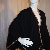 Vintage V Fraas Black Burberry Inspired Throw, 1 Size Fits All - Thumbnail 1