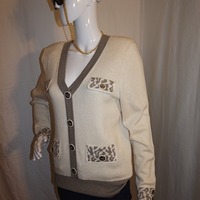 Vintage Epic Cream Sweater, Size M-L - Thumbnail 2