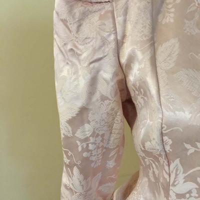 Size 7/8 (fits like sz 4) cachet lace peplum suit