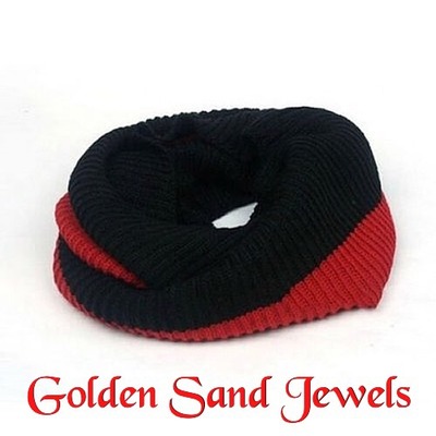 Warm scarf red and black - Thumbnail 4