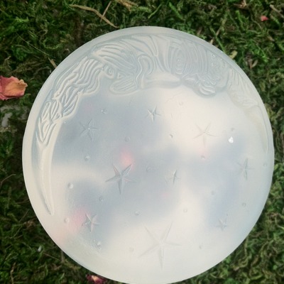 Man in the moon glycerin soap - Thumbnail 2