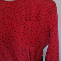 Lady In Red  - Thumbnail 2