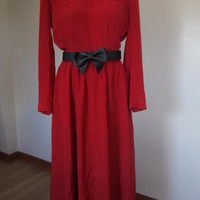 Lady In Red  - Thumbnail 3