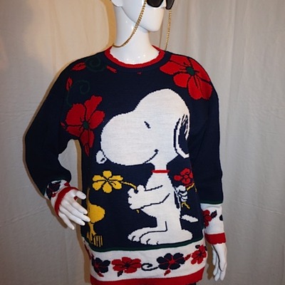 Vintage snoopy sweater, size xl