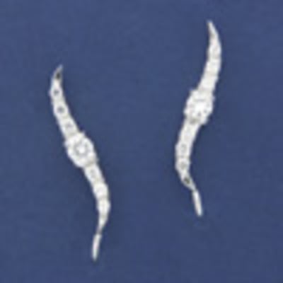 Row of cubic zirconias