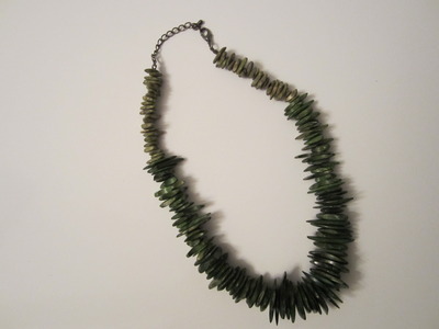 New boho forest green bam bam stone necklace