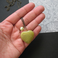 Long Heart Necklace. Jade Heart Stone Bead. - Thumbnail 2