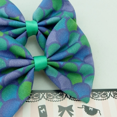 Mermaid scales fabric hair bow -- green, purple, teal, blue - Thumbnail 5