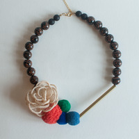 Creamy White Flower Felt Balls Gold Metal Bar Necklace, Custom Gold Bar Pendant Necklace, White Floral Necklace, NL0781 - Thumbnail 1