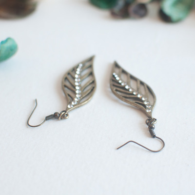 Leave Shape Vintage Style Earring, Crystal Tiny Beaded Metal Copper Brass Dangle Earrings, Wire Drop Earrings, Bridal Jewelry, ER0776