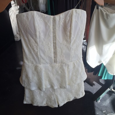 Strapless lace romper in white