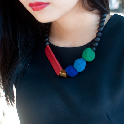 Leather red felt balls gold metal necklace, felted wool navy blue green unique necklaces, handcrafted jewellery, nl0772 - Thumbnail 4