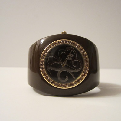 New curations with stefani greenfield "sparkling" crystal bangle watch with box and pillow