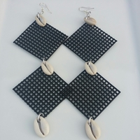 Cowrie Trinity Earrings - Thumbnail 1