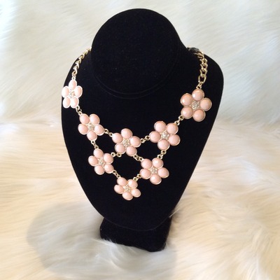 Flower Necklace 