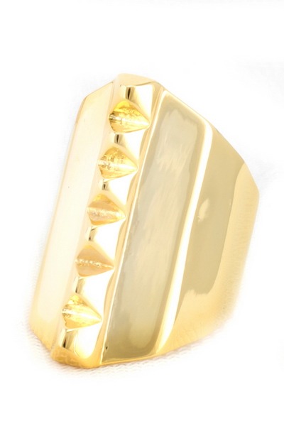 PYRAMID ACCENT RING