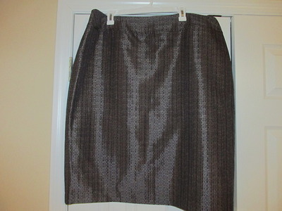 PLUS SIZE Metallic Pencil Skirt