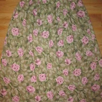 Sag harbor plus size floral print skirt