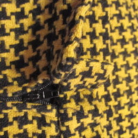 Houndstooth Pencil Skirt  (MISSING BUTTON-AS IS) - Thumbnail 2