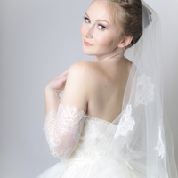 Cora Tulle Veil with Scatter Lace  - Thumbnail 3