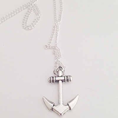 Anchor necklace