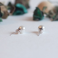 Faux Pearl Stud Earrings, Fake Pearl Studs, White Pearl Earrings, ER0801 - Thumbnail 2