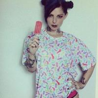 Color fantasy T-shirt - Thumbnail 3