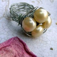 Moon's Daughter - Thumbnail 1