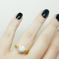 White Howlite Chain Ring Gemstone Stacking Ring - Thumbnail 3