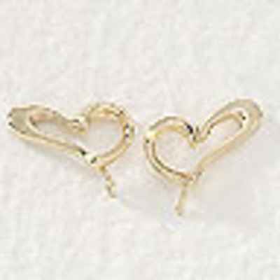 Heart ear pin