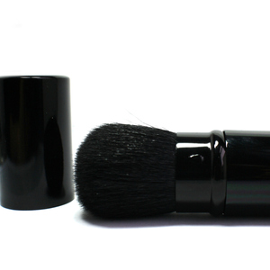 Retractable Travel Mineral Foundation Brush