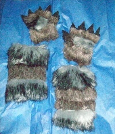 Wild Thing faux fur gloves and legwarmers set