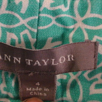 Size 4 ANN TAYLOR  Mini Skirt - Thumbnail 3