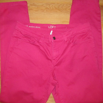 Size 8 ann taylor modern skinny jeans