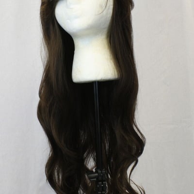Brown no-brand long wavy wig