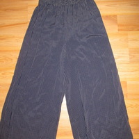 Size 8 Polka Dot Gauchos - Thumbnail 1