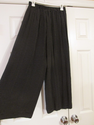 Size 8 Polka Dot Gauchos