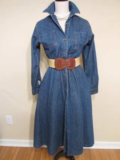 Size M Vintage Jean Flare Dress