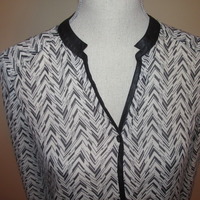 Size M Printed Asymmetrical Blouse - Thumbnail 2