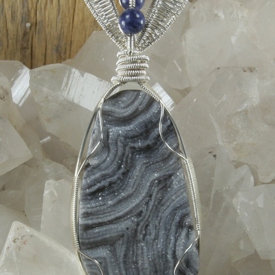 Chalcedony desert druzy with sodalite pendant - Thumbnail 1