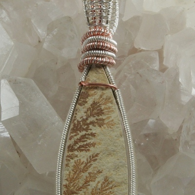 Dendrite on marl pendant