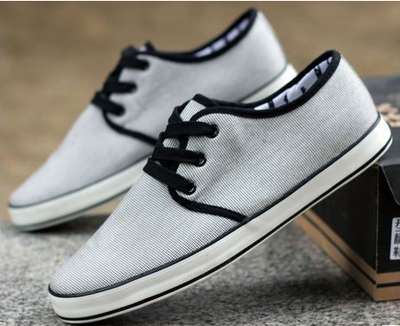 Men’s Casual Wear Canvas Shoes 